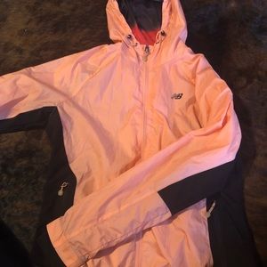 Women’s new balance jacket medium